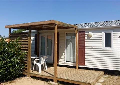 Mobilhome pas cher 2 chambres au camping 3 étoiles Les Peupliers de la rive à Saint Jean de Monts en Vendée