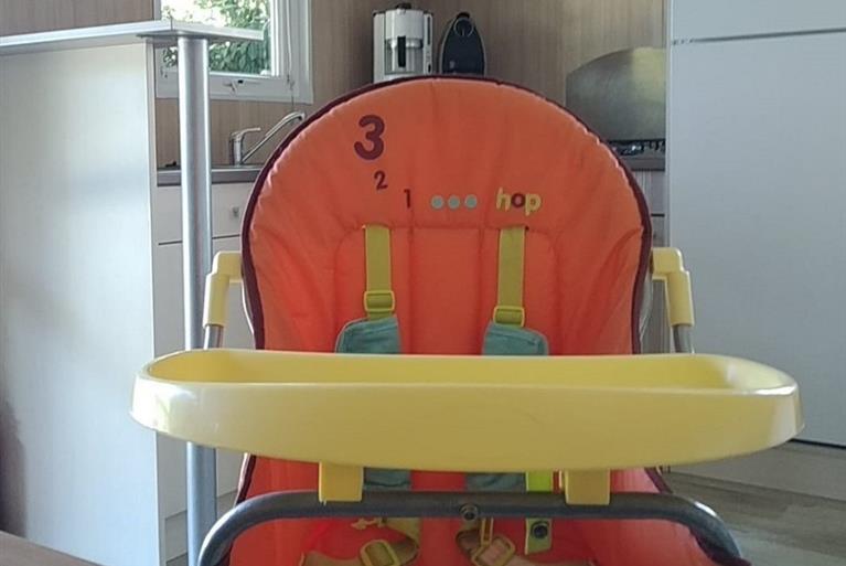 Prêt de chaise bébé au camping Les Peupliers de la rive à Saint Jean de Monts en Vendée
